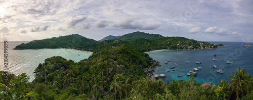 Bild auf Leinwand Panoramic viewpoint of John-Suwan overlooking Chalok Baan Kao and Thian Og bays