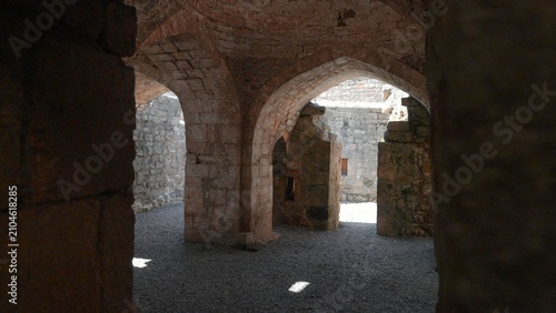 Tableau sur toile Vaulted Hall With Sunlight