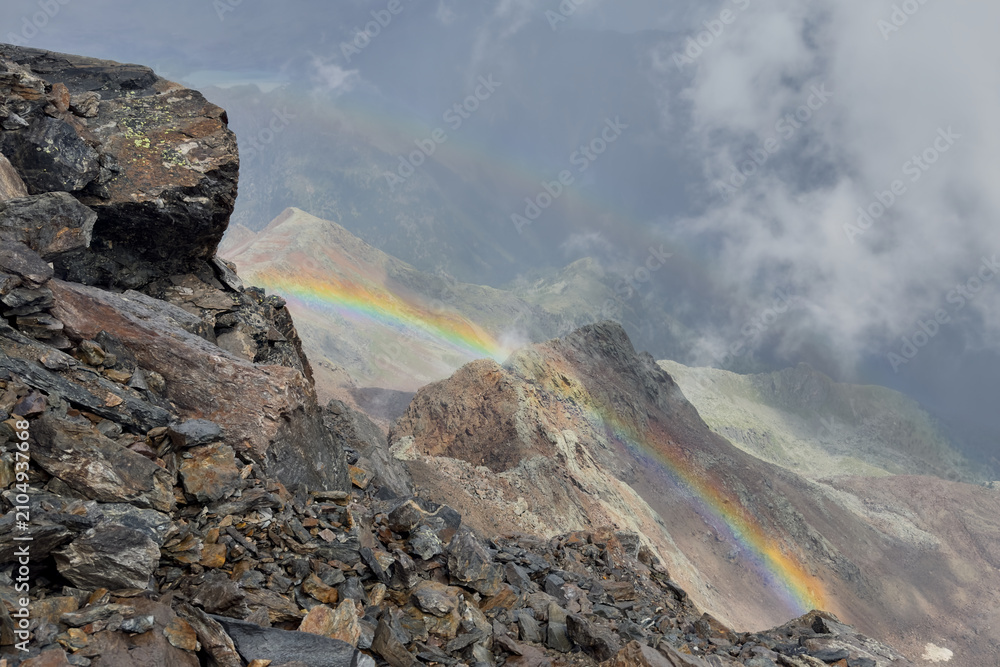 Obraz premium Arcobaleno sul Monte Vioz - Parco Nazionale dello Stelvio