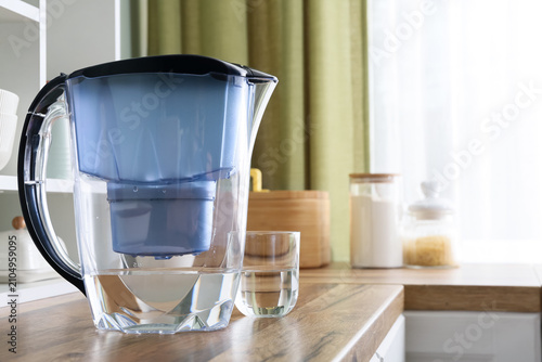 Water filter pitcher and gl...
