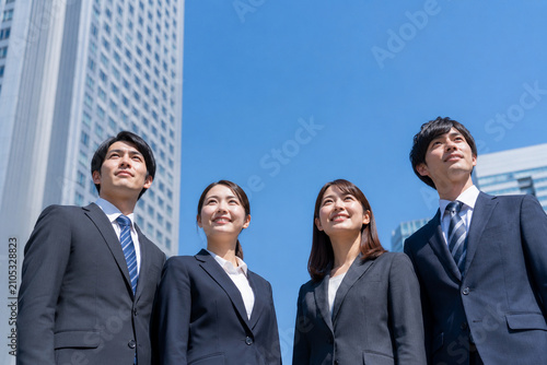 Obraz na płótnie 整列する新入社員のビジネスチーム（日本の企業・採用イメージ）