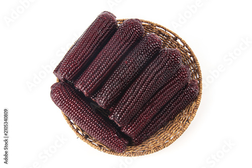 Foto Sweet Black Glutinous Corn Kernels in Basket Ready to Eat Fresh Steamed Northeas