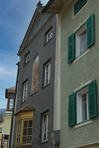 Foto picturesque historic houses in Bressanone, South Tyrol, Italy