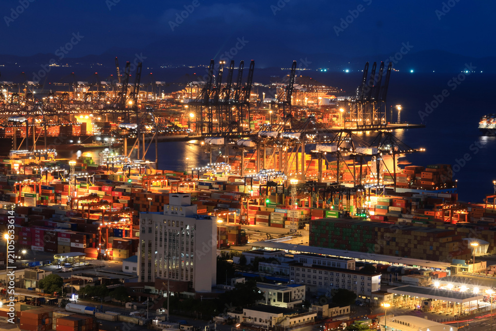 Fototapeta premium Busy Container Port at Night