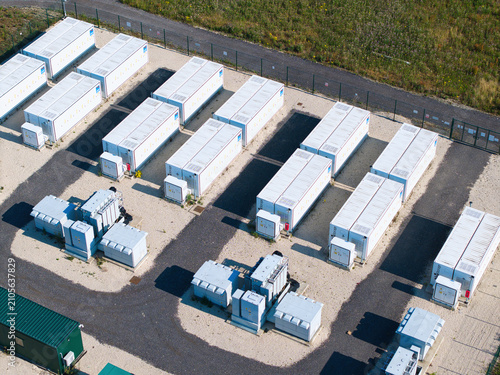 фотографія Aerial view of containerized Battery Energy Storage System BESS facility in Engl