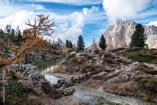 Panorama autunnale dolomiti