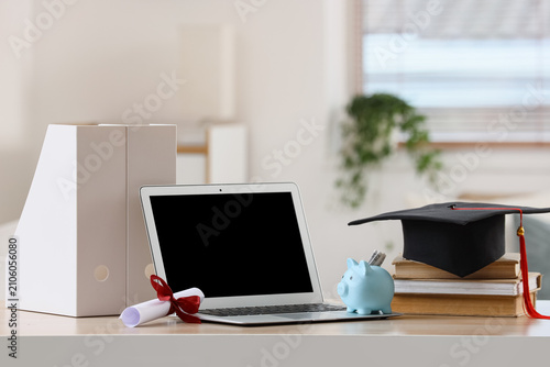 Laptop diploma and graduati...