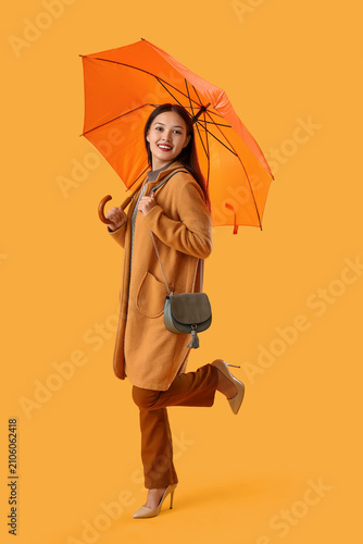 Beautiful young Asian woman...