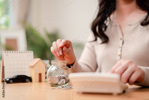 Canvastavla Personal finance and saving goals concept