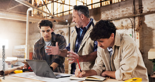 Cuadro en lienzo Carpentry, team and laptop in warehouse for planning, project management and help for apprentice