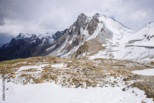 Canvastavla Natural Scenery of the Tianshan Mountains, Xinjiang, China