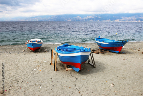 Reggio Calabria - Sur le bord de la Mer face à la Sicile