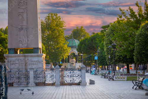 Foto The German Fountain is a fountain located in Sultanahmet Square in Istanbul, opposite the Mausoleum of Sultan Ahmed I