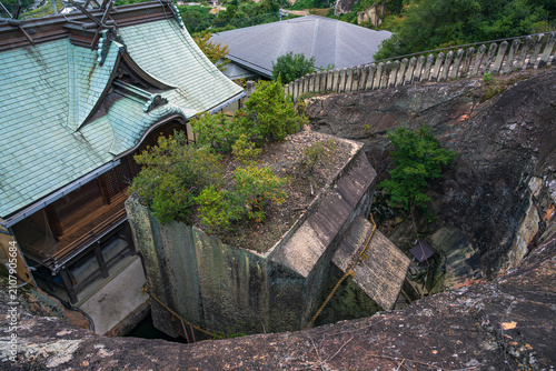 兵庫 生石神社 石の宝殿と本殿