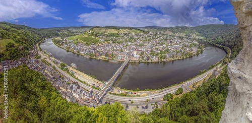Foto Traben Trarbach Moselle panorama from Burg Grevenburg viewpoint