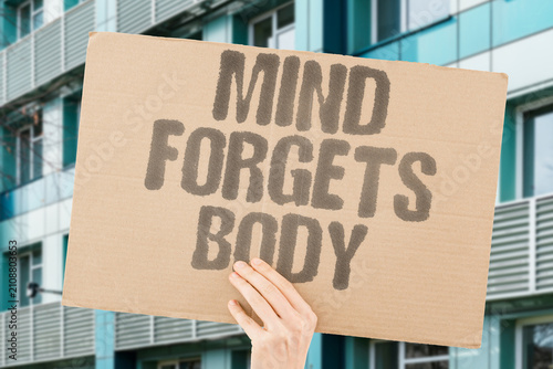 Foto "Mind Forgets Body" The brain suppresses memory while the body holds on