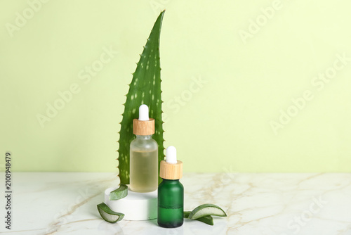 Plaster stand, aloe vera le...