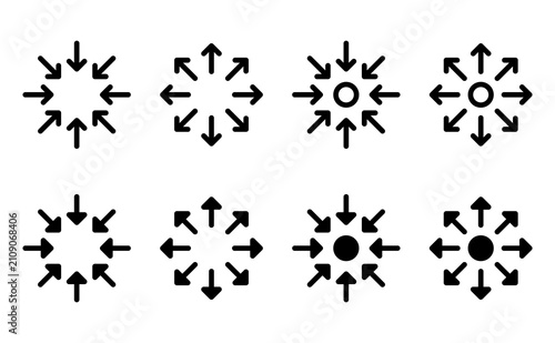 Foto Arrow of contraction and expansion – convergent and divergent directional arrows