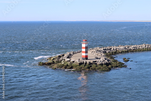 Ijmuiden breakwater lighthouse, North Sea