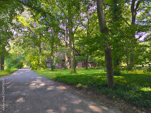 Der Hermann-Löns-Park in Hannover ist eine 86 ha große Parkanlage im südöstlichen Stadtbereich im Stadtteil Kleefeld