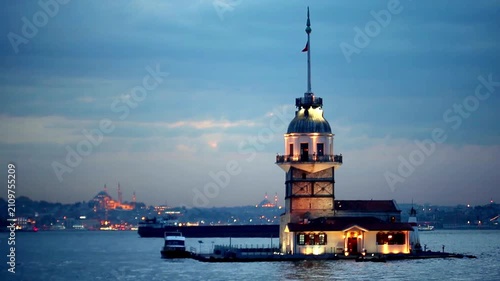 Maiden's Tower (Kiz Kulesi) at Sunset on the Bosphorus, Istanbul, Turkey – Cinematic 4K Video