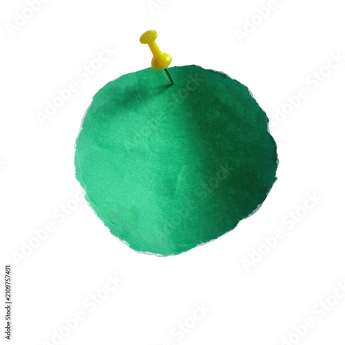 Obraz na płótnie Green circular paper note pinned with a small yellow push pin