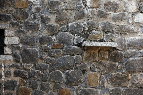 Random rubble stone masonry wall