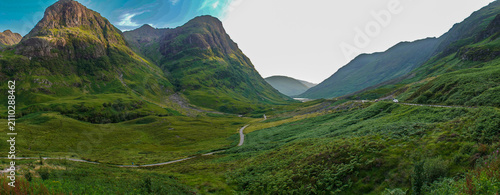 Obraz na plátně Glencoe the iconic range of mountains in the Scottish Highlands