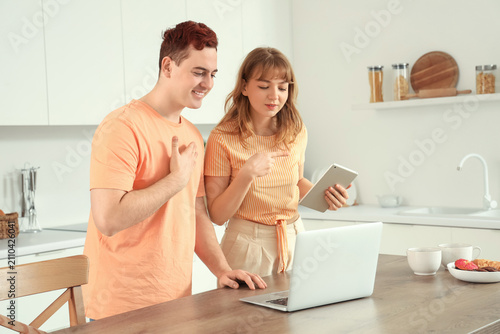 Young deaf mute couple vide...