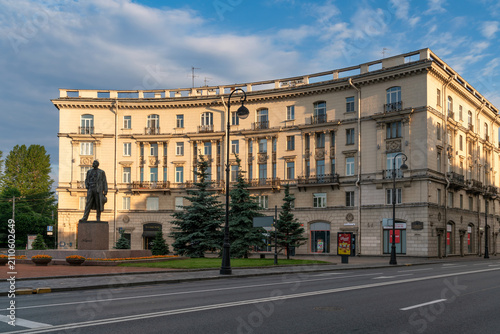 Fotografía A residential building in the Soviet neoclassical style at the intersection of K