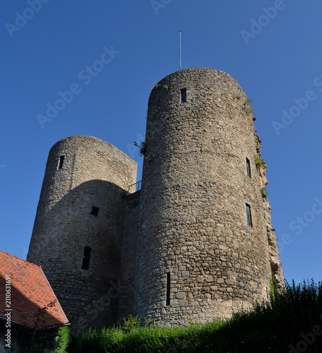 Château de Crocq dans la Creuse - France - vestiges