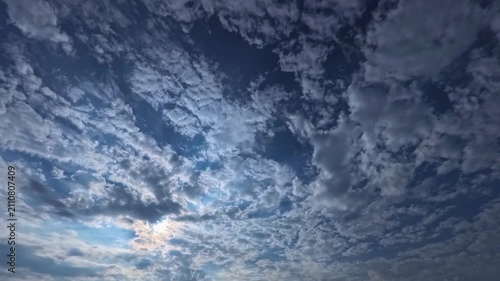 夜明けの空と雲