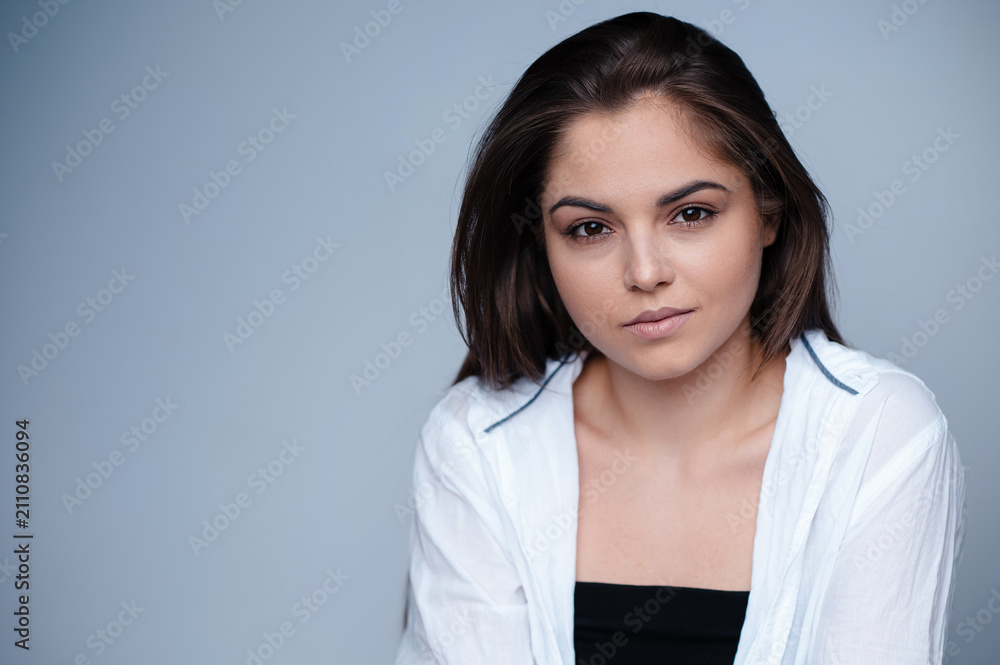 Obraz premium Young Woman Portrait