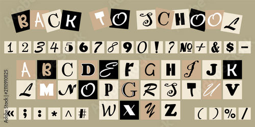 Foto letters of the English alphabet make up the phrase back to school