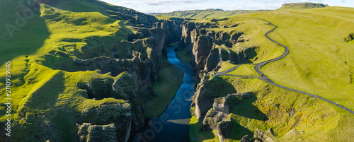 Принти на полотні Aerial View of Fjaðrárgljúfur Canyon in Summer, Iceland