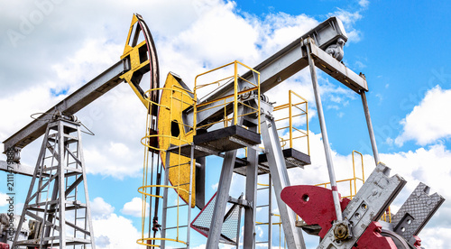 Working pump jack fracking crude extraction machine
