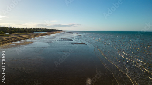Foto Where the Jungle meets the ocean