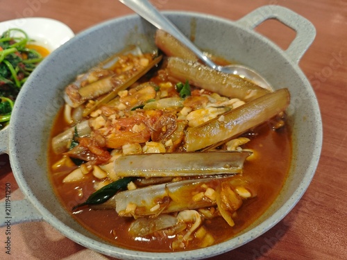 Razor clams dish