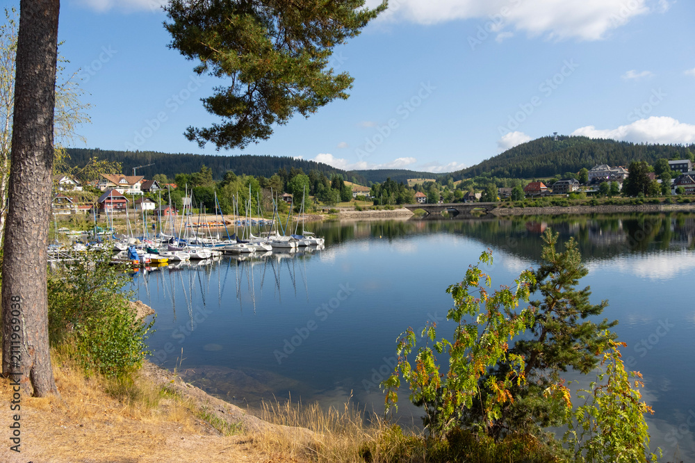 Fototapeta premium Wunderschöner Schluchsee im Schwarzwald