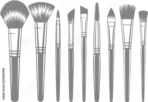 Fotografía Una colección de varios pinceles de maquillaje para aplicación en cara y ojos en
