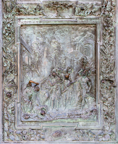 Obraz na plátně PISA, ITALY - JUNE 25, 2026: The detail of Betray of Jesus with the Judas kiss -