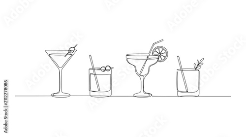 Cuadro en lienzo Set of four different alcoholic cocktails with garnishes cocktails beverages bar