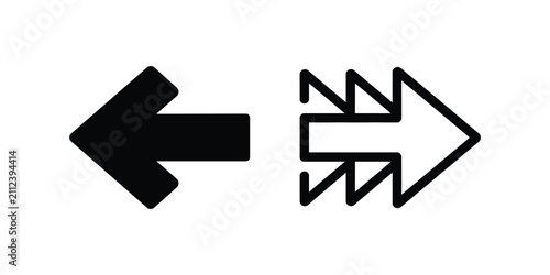 Foto Opposite arrows icons with filled and outline styles for transfer switching exch
