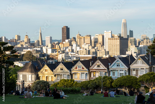 Victorian houses at Painted Ladies with San Francisco skyline view