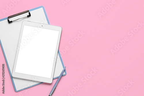 Tablet computer with clipbo...