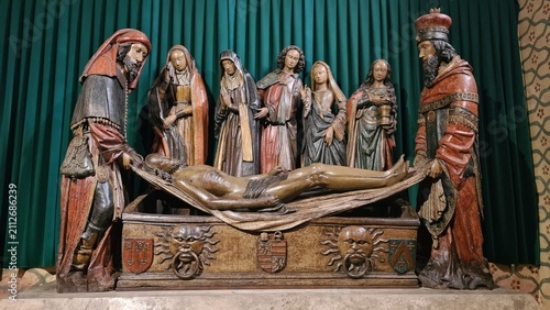 Принти на полотні La mise au tombeau de l'église abbatiale de Moissac, chef d'œuvre de la sculptur