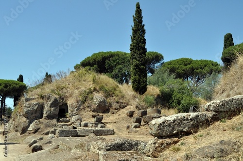 Cerveteri (Roma) - Necropoli della Banditaccia -  Sepoltura a Tumulo
