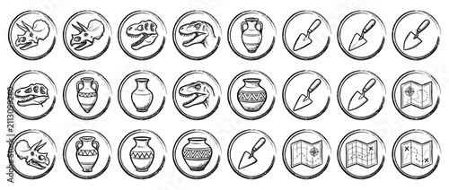 Foto Set of Hand-Drawn Archaeological and Paleontological Icons