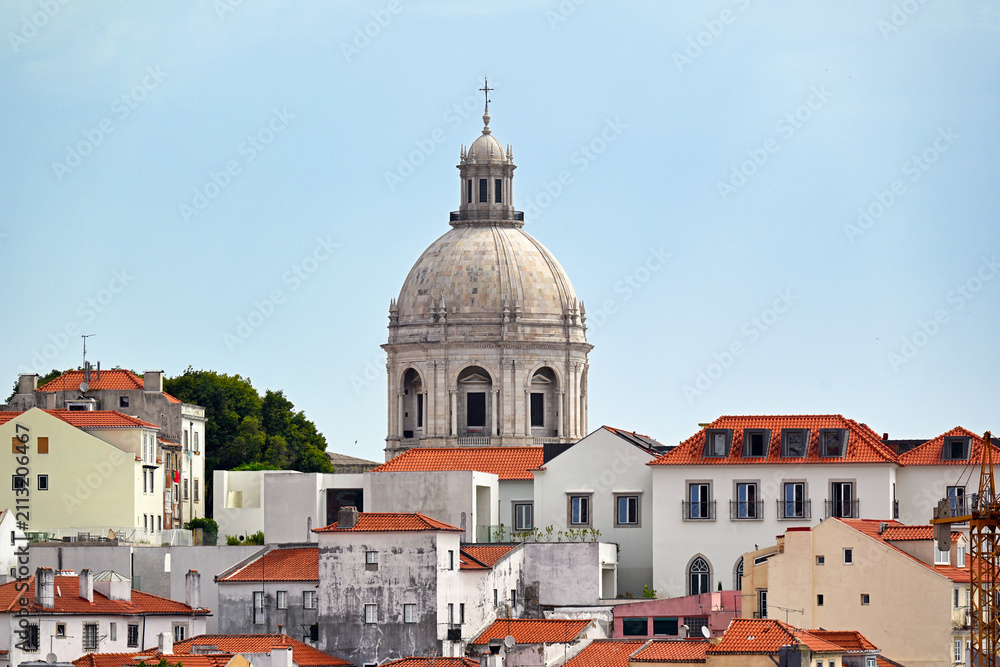 Obraz premium National Pantheon Dome Tower In Lisbon Cityscape Portugal