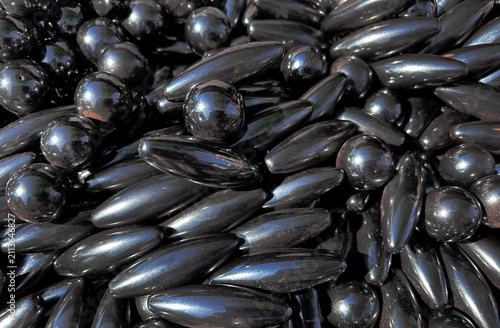 black magnets